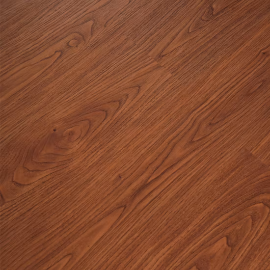 Hochwertiger Laminatboden für stark frequentierte Gewerbeflächen HDF V